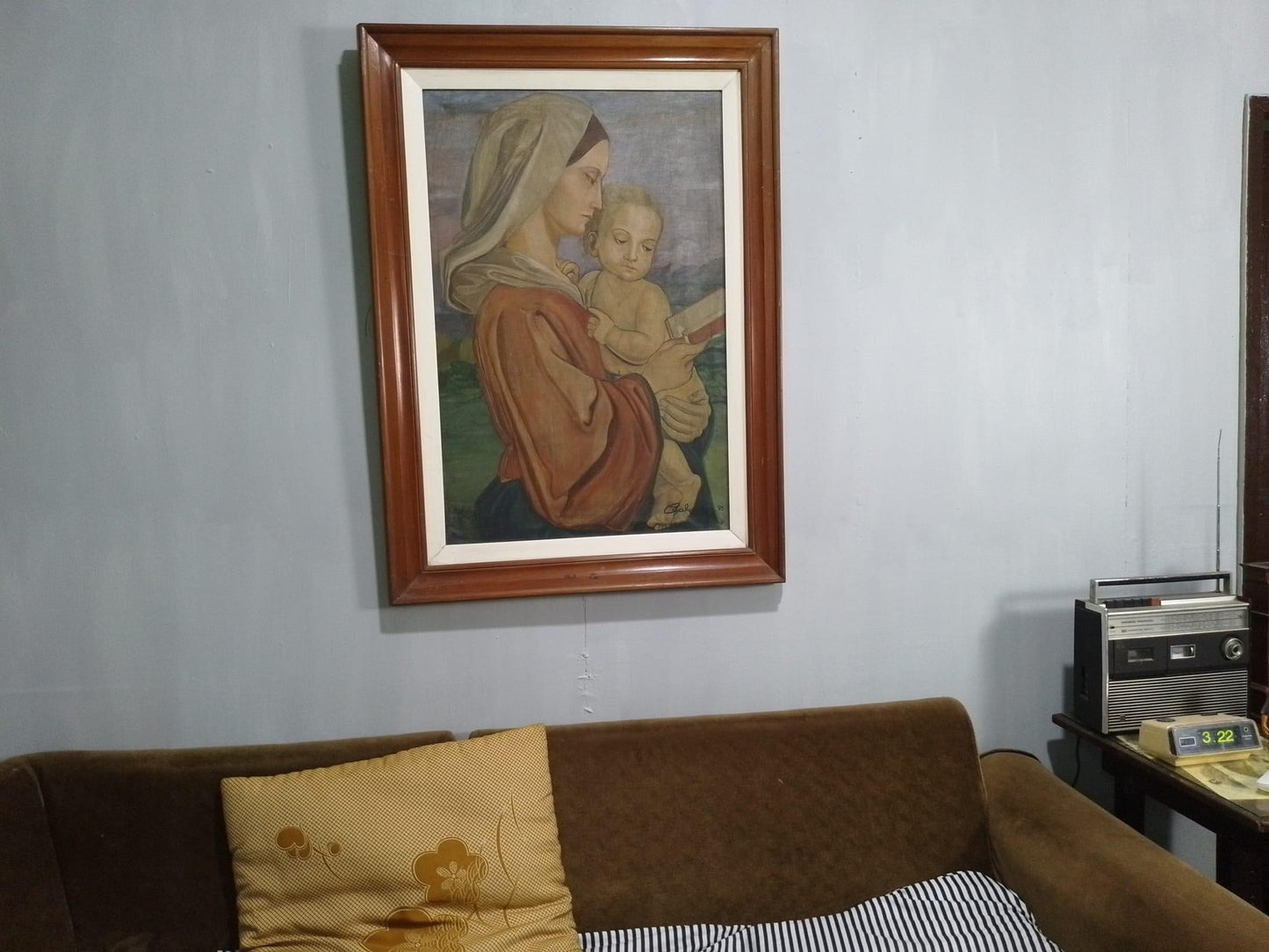 COD for Metro Manila & near by provinces , Vintage Mother & Child ( review all picture )