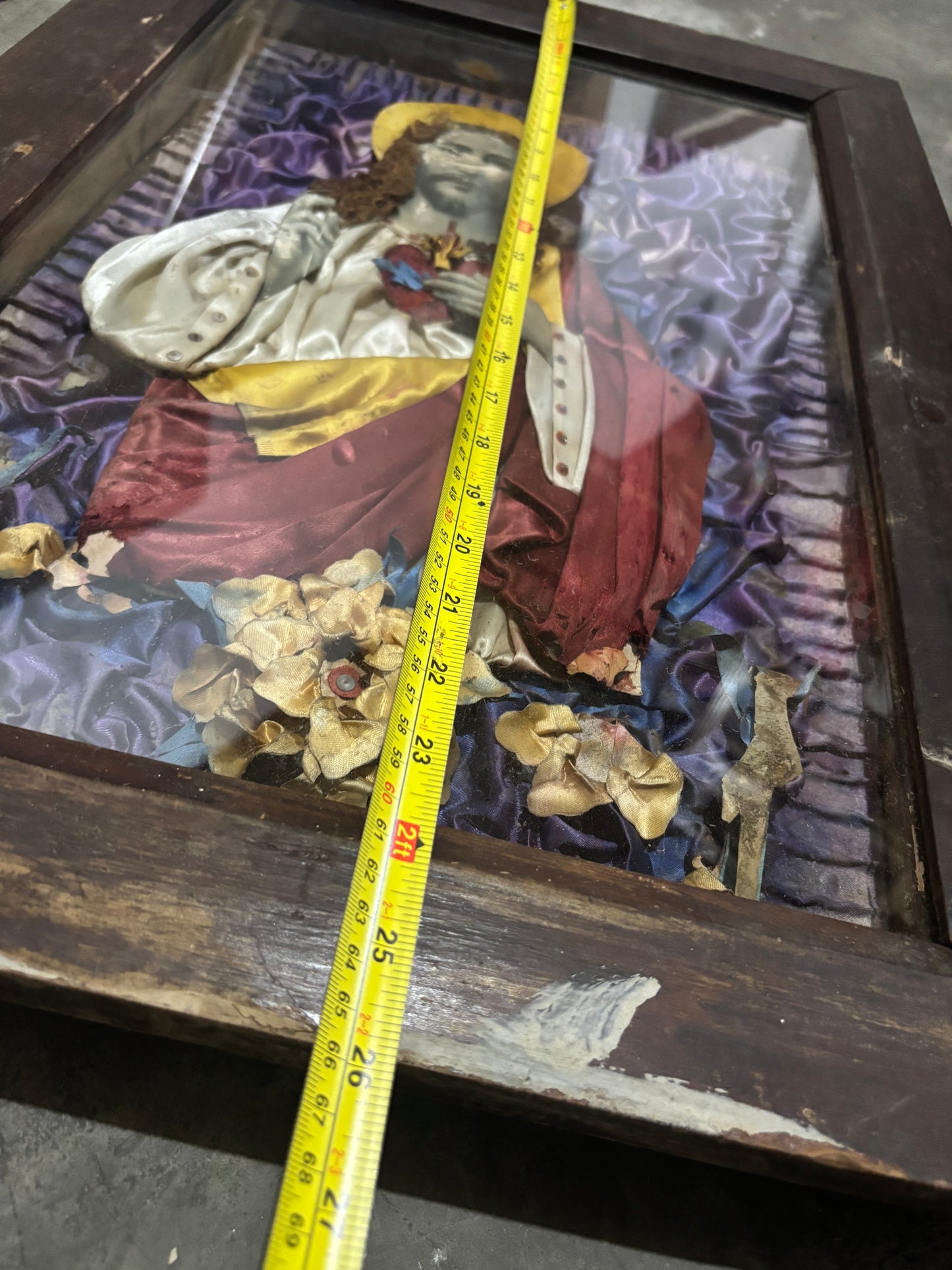 Old Christ the King wall display Filipiniana